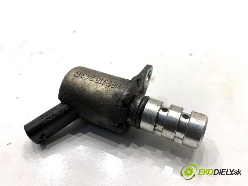 AUDI A8 D4 sedan 2011 258 kW 4.2 TDI quattro 4134 Snímač tlaku oleja 06E115243G (Snímač tlaku oleja)