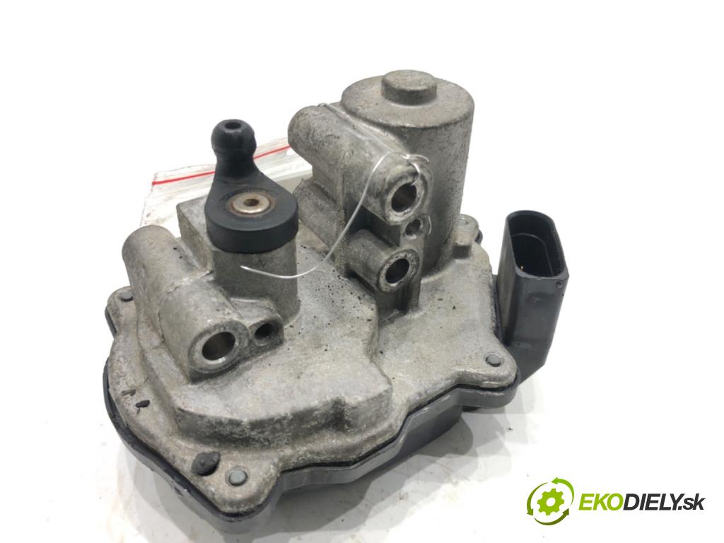 AUDI A8 D4 sedan 2011 258 kW 4.2 TDI quattro 4134 Nastavovač zvod, potrubie 059129086L (Motorček ostatné)