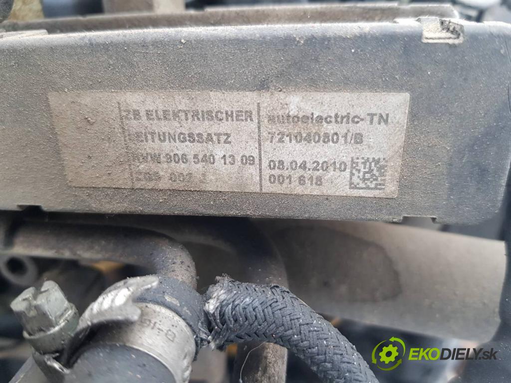 VW CARFTER 30 35 Autobus 2010 120 kW 2.5 TDI 2461 Motor KOMPLETNÍ: CEB