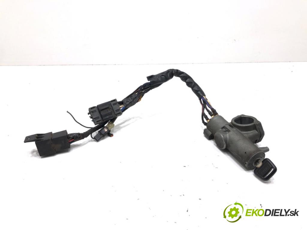 KIA K2700 Platforma / podwozie 1999 59 kW 2.7 D 2665 spinačka  (Spínacia skrinka)