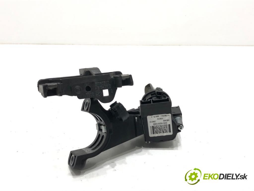 FIAT FIORINO III Nadwozie pełne/minivan 2016 59 kW 1.3 D Multijet (225CXG1A, 225AXL1A, 225AXG11, 225BXL1A,... 1248 spinačka 00519291080 (Spínacia skrinka)