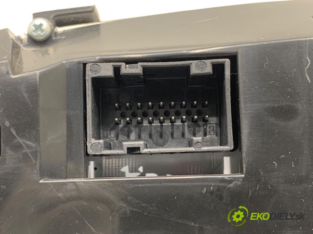 FIAT FIORINO III Nadwozie pełne/minivan 2016 59 kW 1.3 D Multijet (225CXG1A, 225AXL1A, 225AXG11, 225BXL1A,... 1248 Prístrojovka 52052784 (Prístrojová doska)