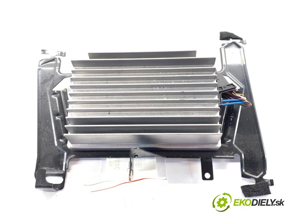 BMW F32 coupe 2014 135 kW 420 d xDrive 1995 Zosilňovač 9316974 (Zosilňovač)