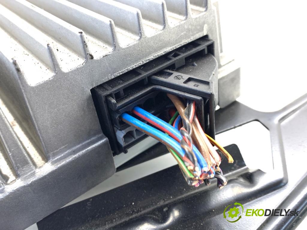 BMW F32 coupe 2014 135 kW 420 d xDrive 1995 Zosilňovač 9316974 (Zosilňovač)