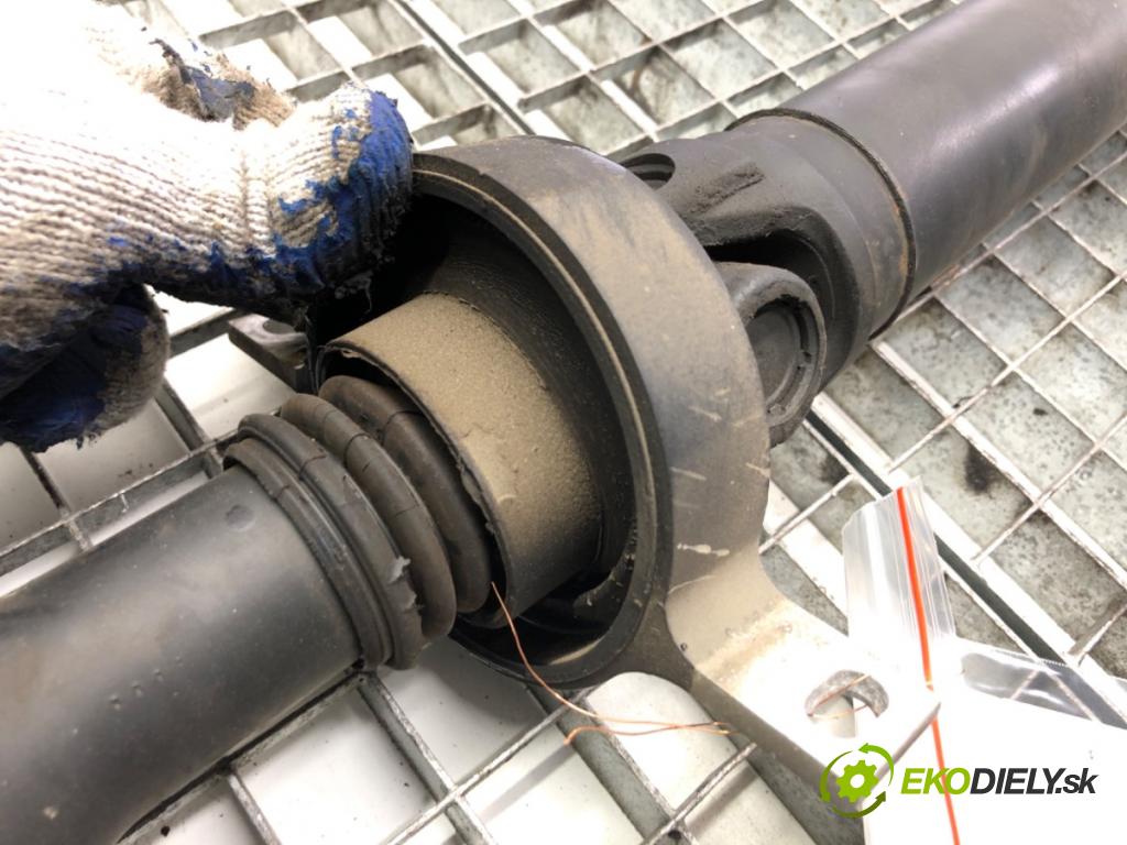 BMW F32 coupe 2014 135 kW 420 d xDrive 1995 Kardaň, hriadeľ hnací zad 7600185 (Kardaňový hriadeľ)