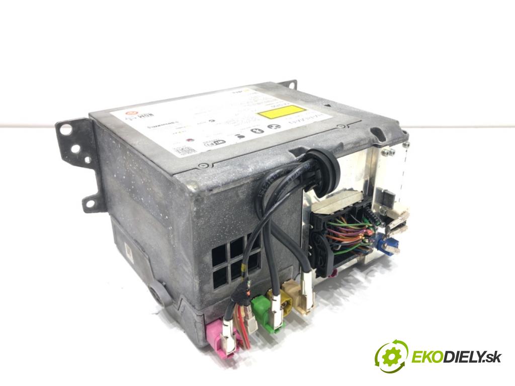 BMW F32 coupe 2014 135 kW 420 d xDrive 1995 RADIO 9347818 (Audio zariadenie)