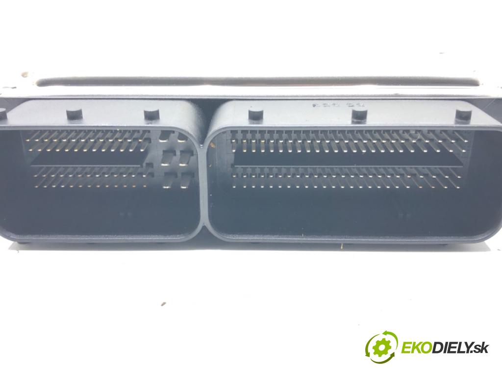 BMW F32 coupe 2014 135 kW 420 d xDrive 1995 riadiaca jednotka Motor 8578946 0281030873 (Riadiaca jednotka)