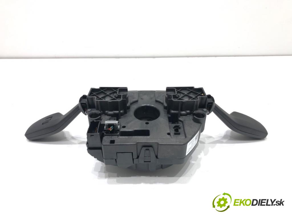 BMW F32 coupe 2014 135 kW 420 d xDrive 1995 Prepínač kombinovaný 9351140 (Prepínacie páčky pod volantom)