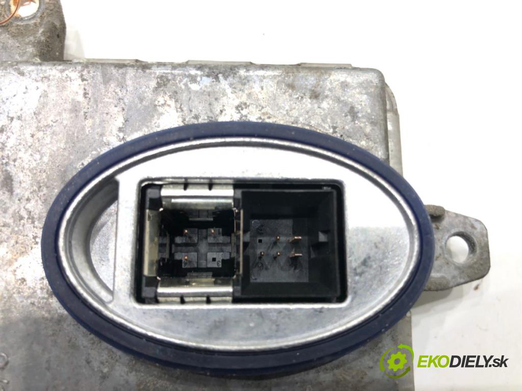 BMW F32 coupe 2014 135 kW 420 d xDrive 1995 Menič XENON 7296090 (Riadiaca jednotka xenónu)