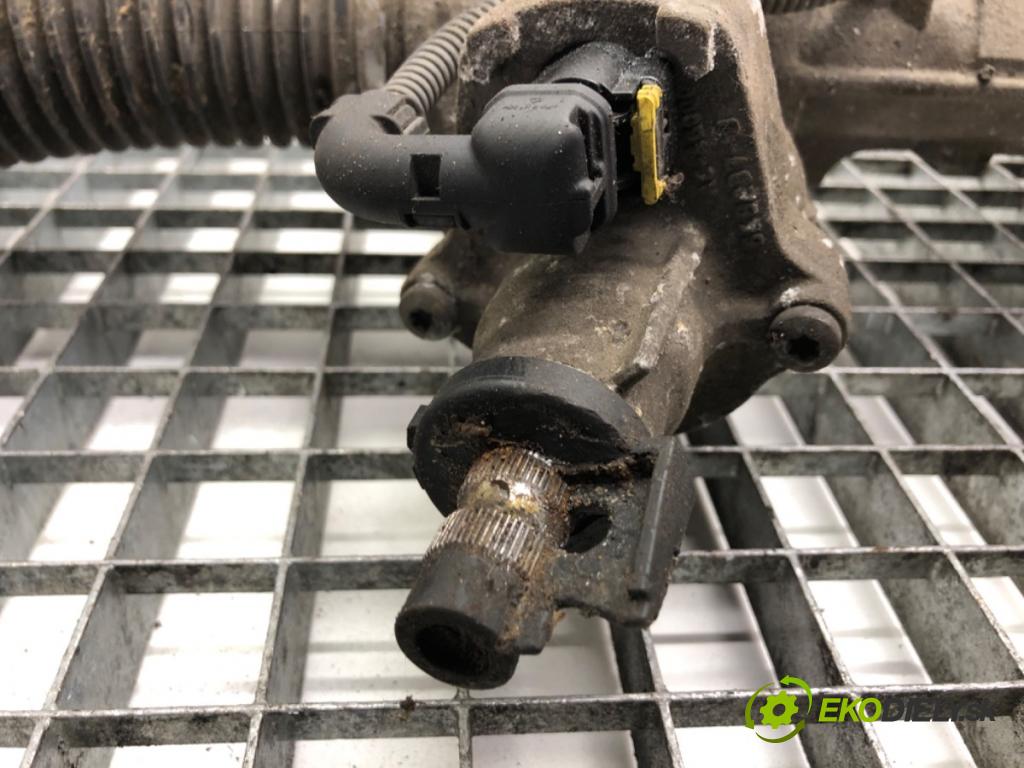 BMW F32 coupe 2014 135 kW 420 d xDrive 1995 riadenie 6867855 (Riadenie)