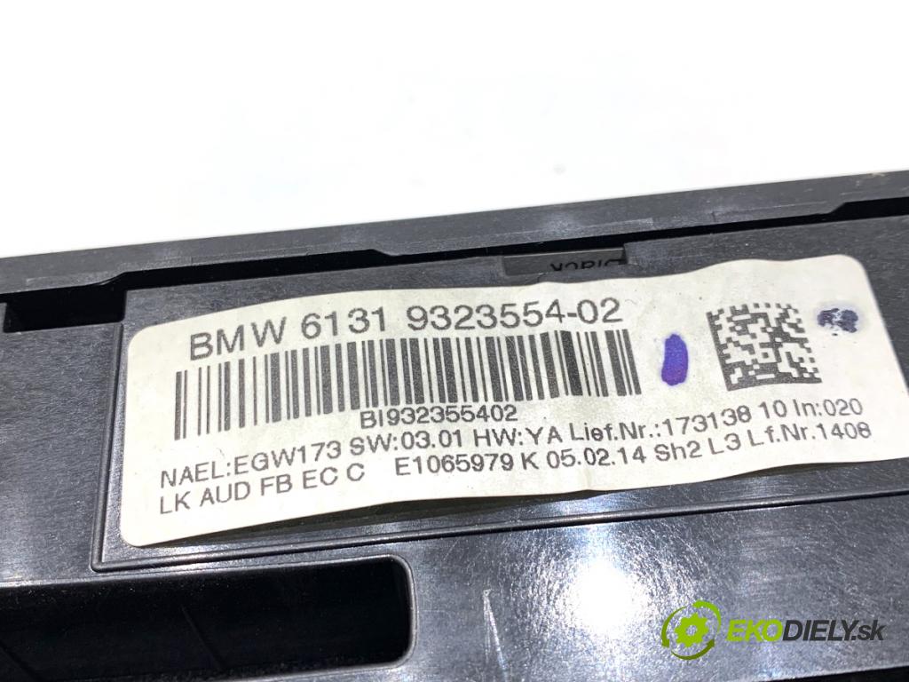 BMW F32 coupe 2014 135 kW 420 d xDrive 1995 Panel ovládania kúrenia 9323554 (Prepínacie páčky pod volantom)