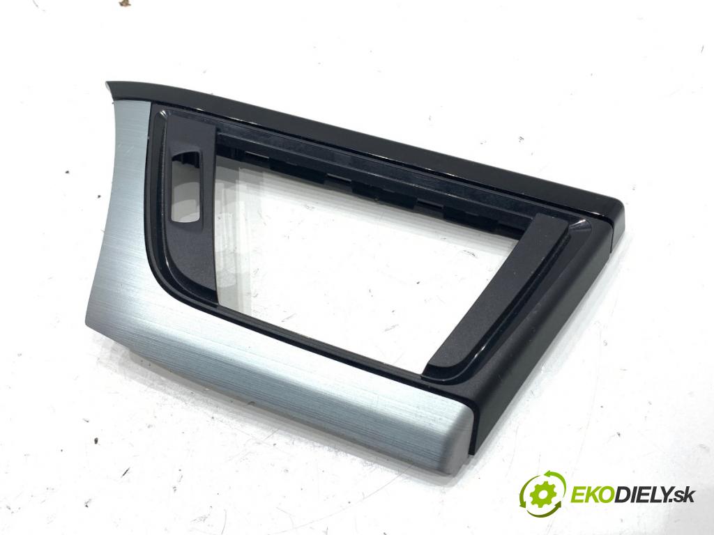 BMW F32 coupe 2014 135 kW 420 d xDrive 1995 lišty kryt 9231456 (Lišta)