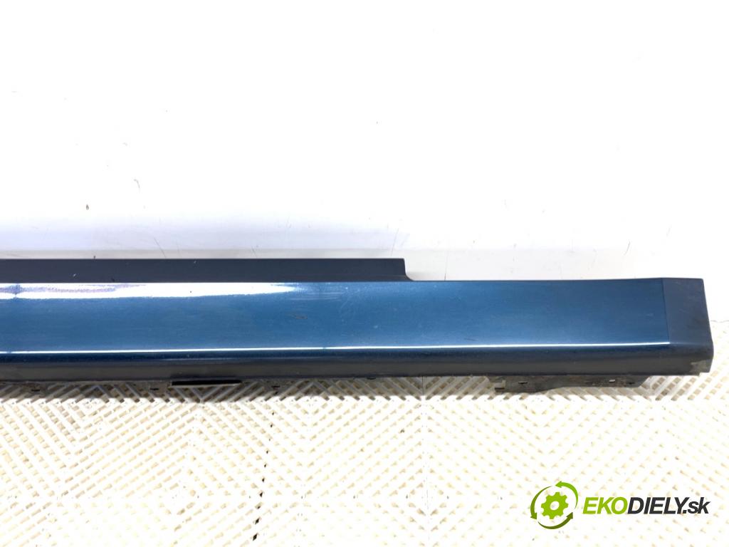 BMW F32 coupe 2014 135 kW 420 d xDrive 1995 Lišta prahová pravy