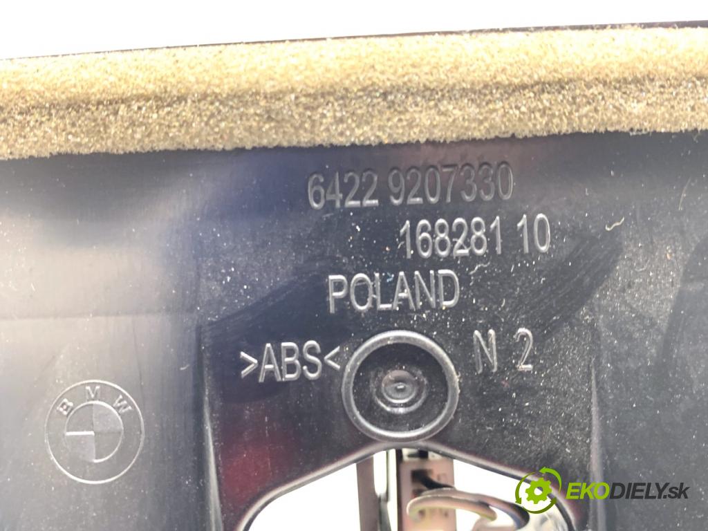 BMW F32 coupe 2014 135 kW 420 d xDrive 1995 Mriežky kúrenia zad 926535001