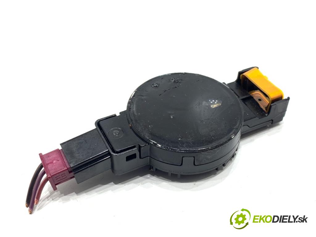 BMW F32 coupe 2014 135 kW 420 d xDrive 1995 Snímač dažďa 9287976 (Snímač dažďa)