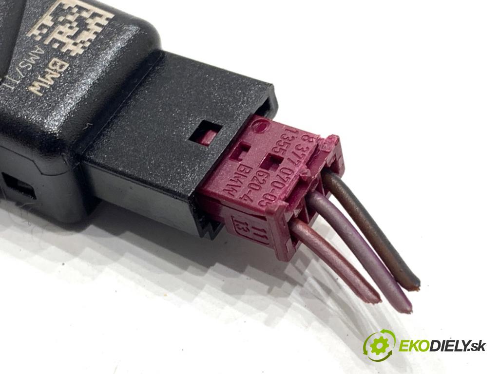 BMW F32 coupe 2014 135 kW 420 d xDrive 1995 Snímač dažďa 9287976 (Snímač dažďa)