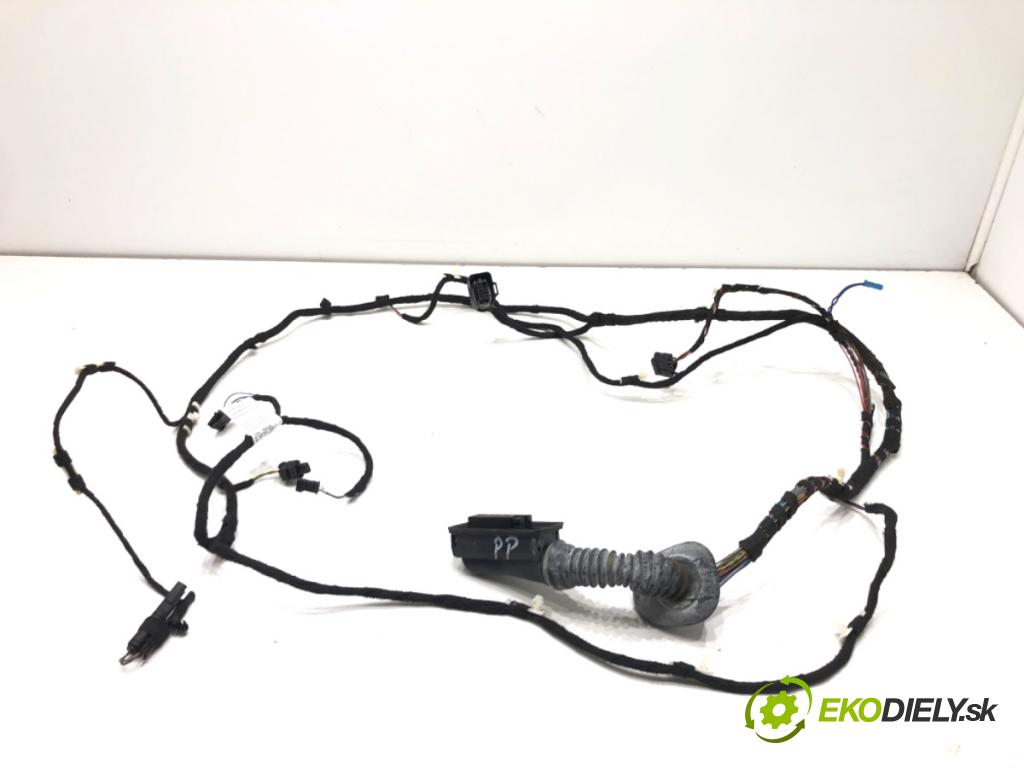 BMW F32 coupe 2014 135 kW 420 d xDrive 1995 Káblovačka Dvere predný pravy 9337214