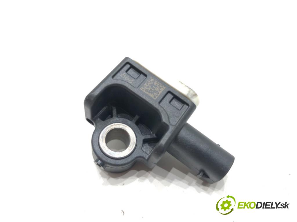 BMW F32 coupe 2014 135 kW 420 d xDrive 1995 Snímač nárazu 9234989 (Snímač nárazu)