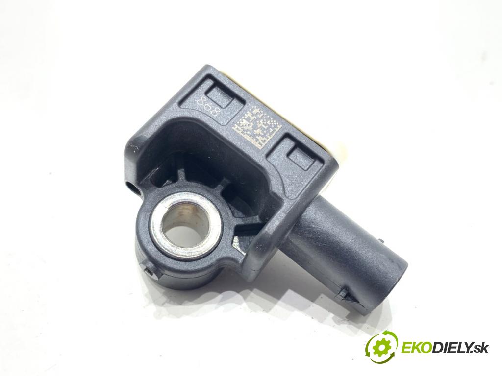 BMW F32 coupe 2014 135 kW 420 d xDrive 1995 Snímač nárazu 9234989 (Snímač nárazu)