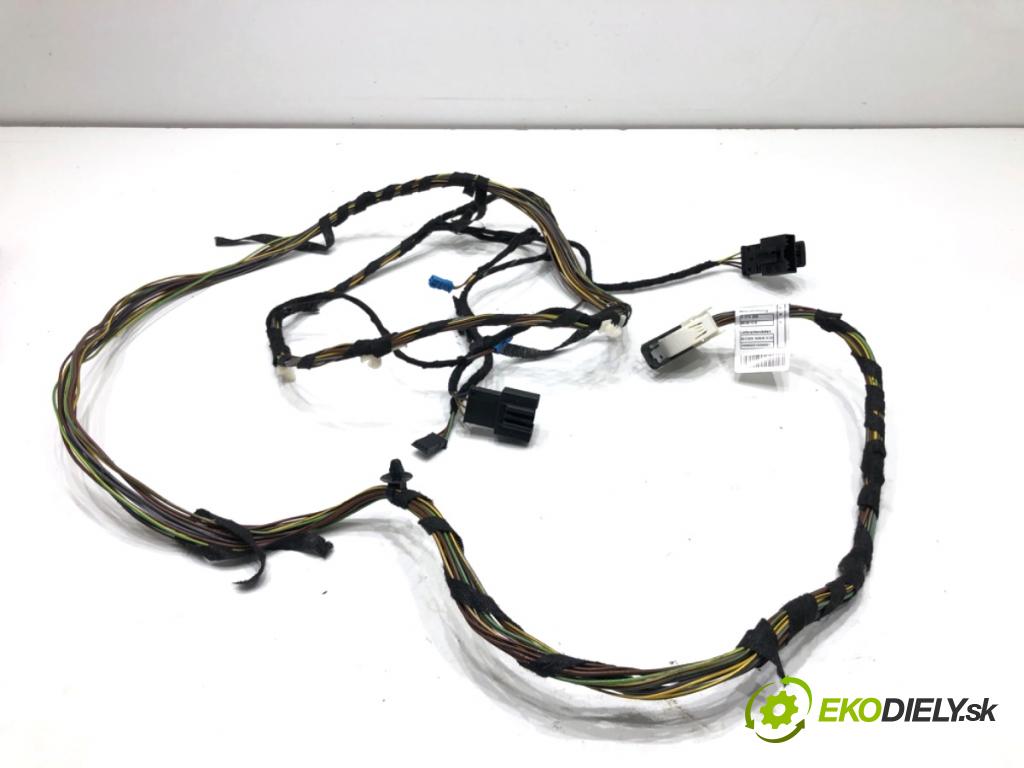 BMW F32 coupe 2014 135 kW 420 d xDrive 1995 káblovačka dveří kufra zadní část 9274357