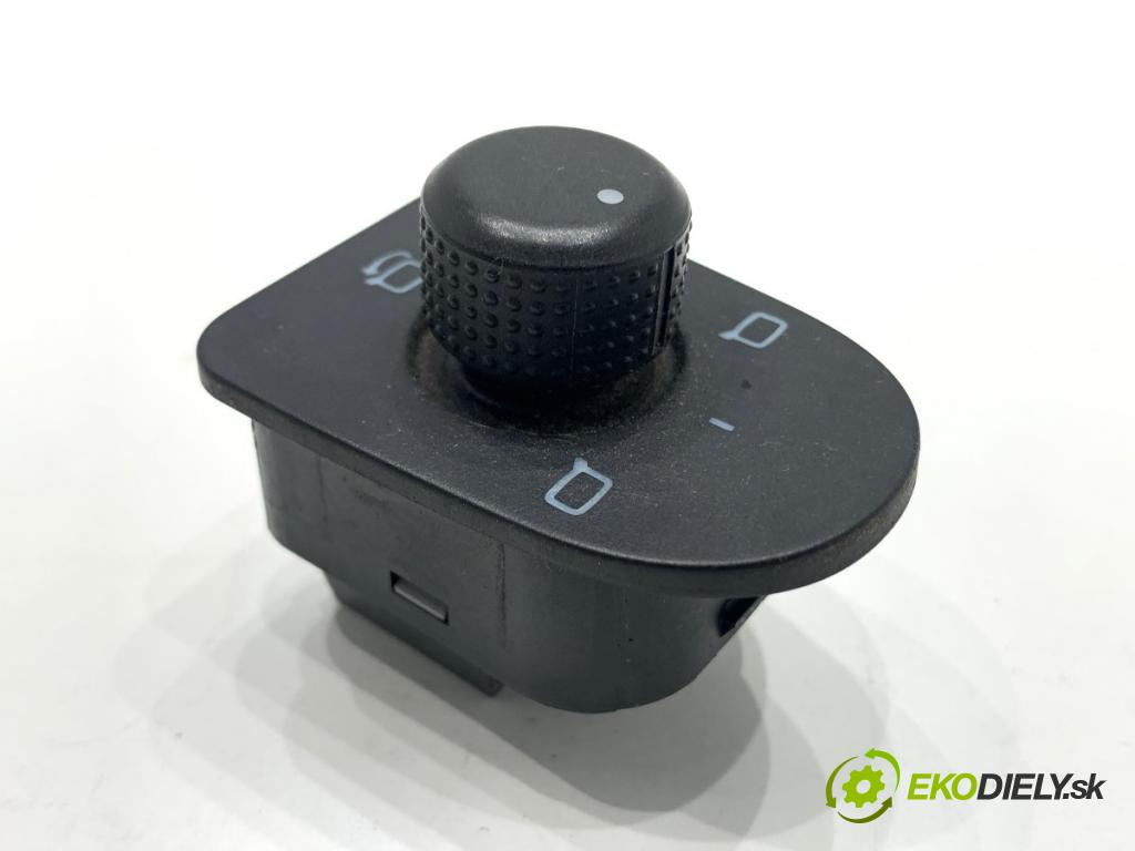 SEAT LEON I liftback 2002 81 kW 1.9 TDI 1896 Prepínač nastavenia spätných zrkadiel 1M19595650 (Prepínacie páčky pod volantom)