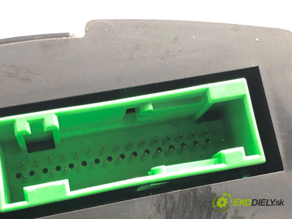 SEAT LEON I liftback 2002 81 kW 1.9 TDI 1896 Prístrojovka 1M0920802D (Prístrojová doska)