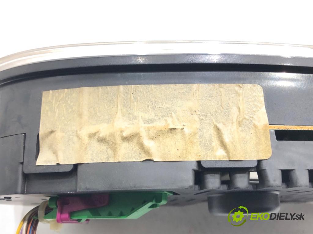 SEAT LEON I liftback 2002 81 kW 1.9 TDI 1896 Prístrojovka 1M0920802D (Prístrojová doska)