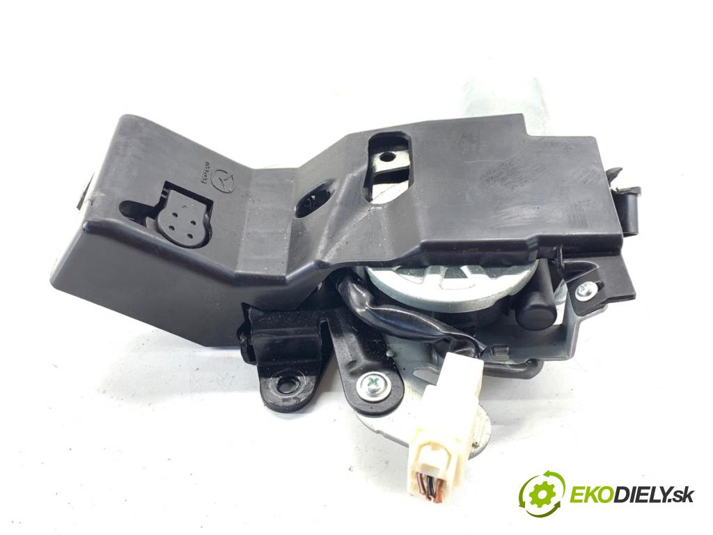 MAZDA 6 GH liftback 2007 88 kW 1.8 MZR 1798 zámok dverí zad