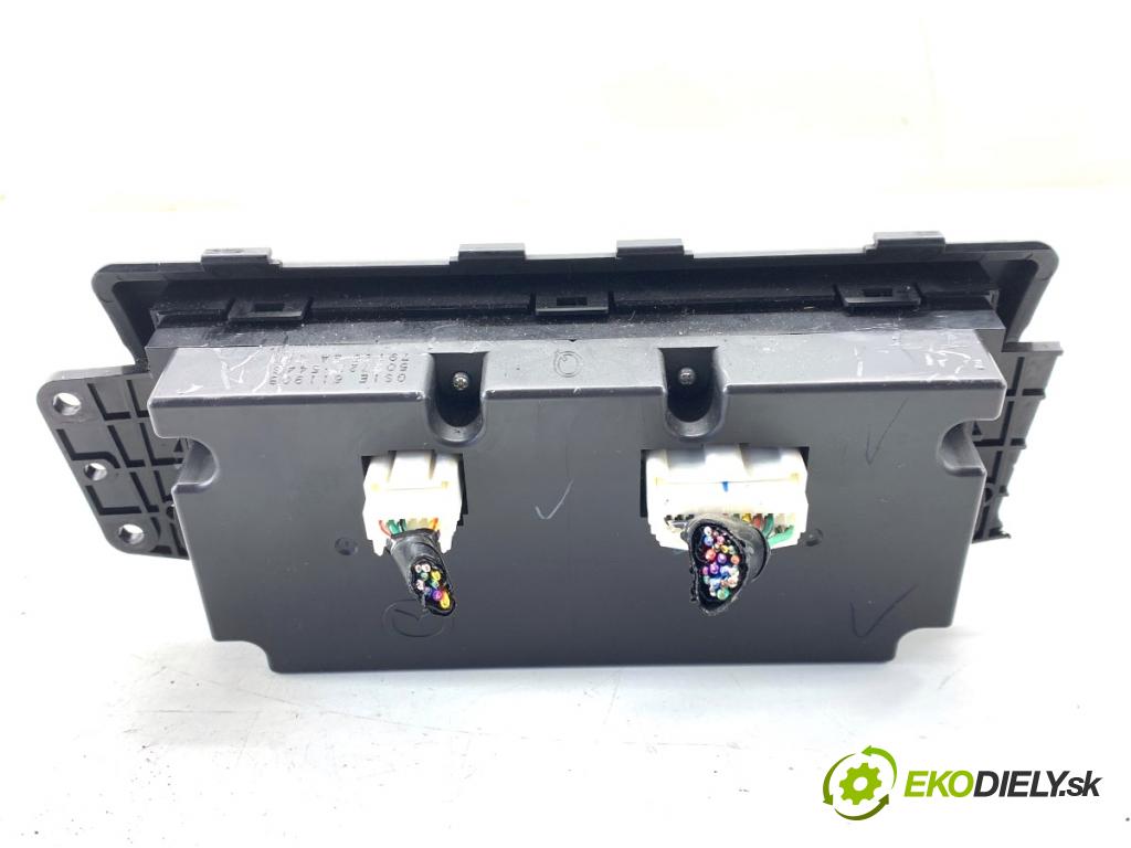 MAZDA 6 GH liftback 2007 88 kW 1.8 MZR 1798 Panel ovládaní topení 503722-5446 (Páčky pod volantem)