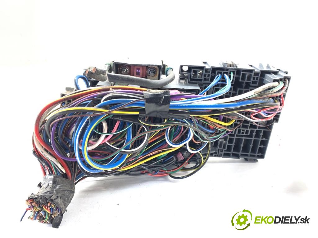 MAZDA 6 GH liftback 2007 88 kW 1.8 MZR 1798 modul BCM  (Řídící jednotka ostatní)