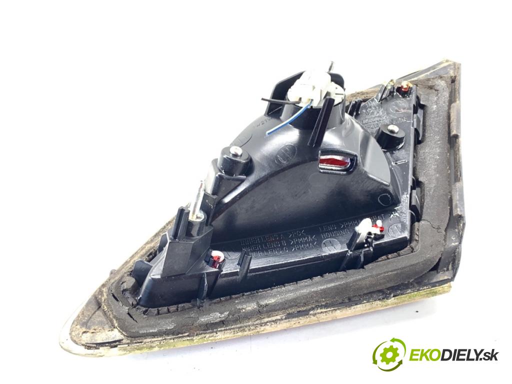 MAZDA 6 GH liftback 2007 88 kW 1.8 MZR 1798 světlo zadní část levá strana vnitřní GS1F-513F0 132-41055 (Klika dveří ostatní)