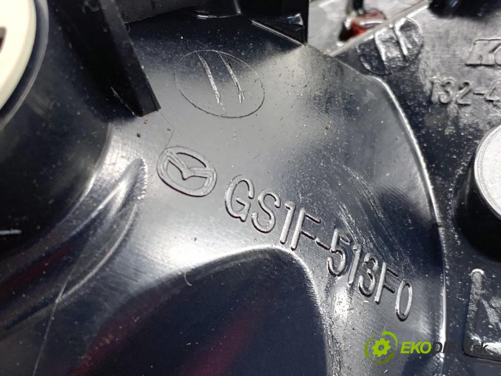 MAZDA 6 GH liftback 2007 88 kW 1.8 MZR 1798 Svetlo zad ľavá strana vnútorná GS1F-513F0 132-41055 (Kľučka dverí ostatné)