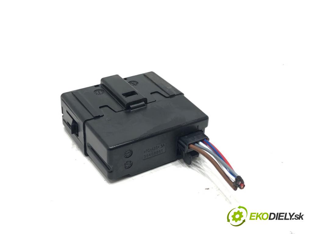 SKODA KAMIQ SUV 2024 85 kW 1.0 TSI 999 HNÍZDO: USB 3G5035718A