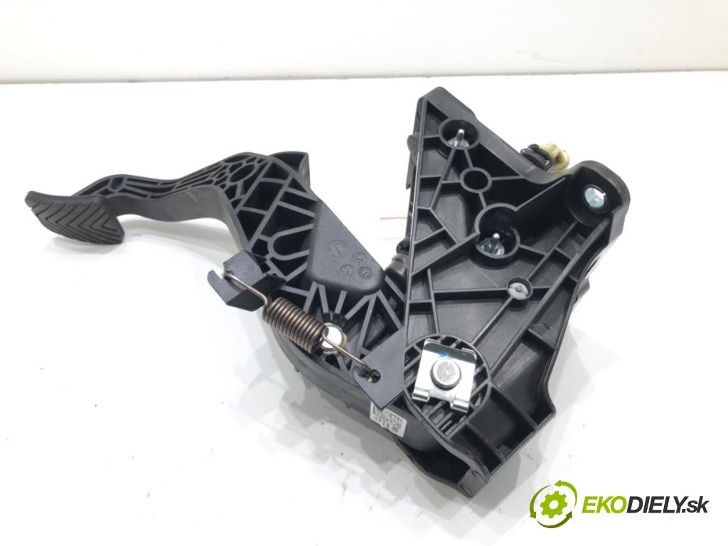 HYUNDAI ELANTRA VII sedan 2023 90 kW 1.6 1598 pedal spojky 32802-AA100
