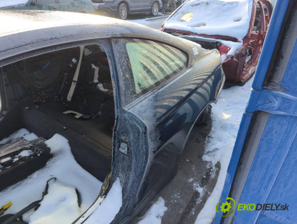 BMW F32 coupe 2014 135 kW 420 d xDrive 1995 karoséria ČTVRŤÁK: Blatník zad ľavy pravy prah strecha PODŁUŻNICA ľavy pravy