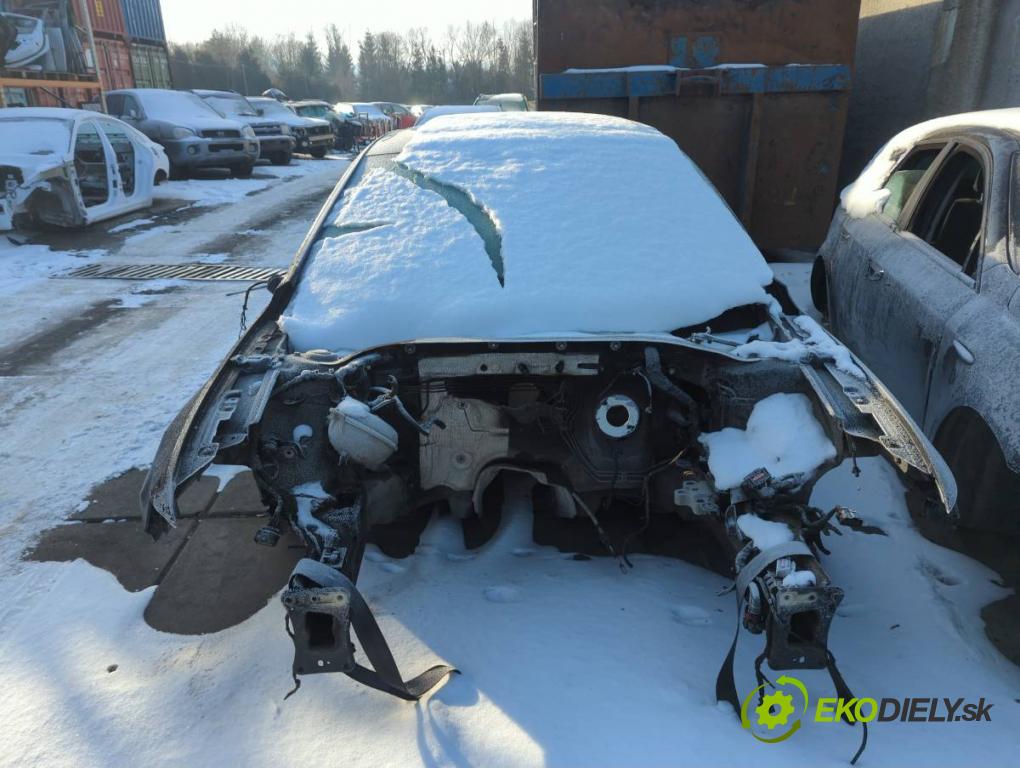 VW PASSAT B8 Kombi 2016 140 kW 2.0 TDI 1968 karoséria ČTVRŤÁK: Blatník zad ľavy pravy prah strecha PODŁUŻNICA ľavy pravy