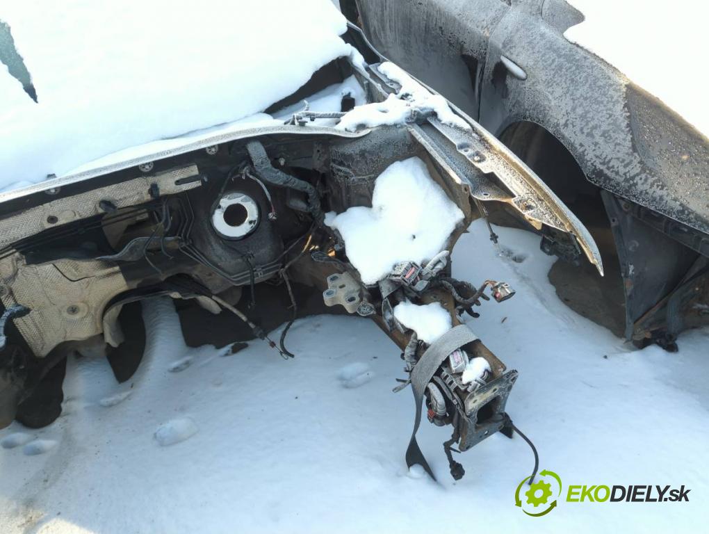 VW PASSAT B8 Kombi 2016 140 kW 2.0 TDI 1968 karoséria ČTVRŤÁK: Blatník zad ľavy pravy prah strecha PODŁUŻNICA ľavy pravy