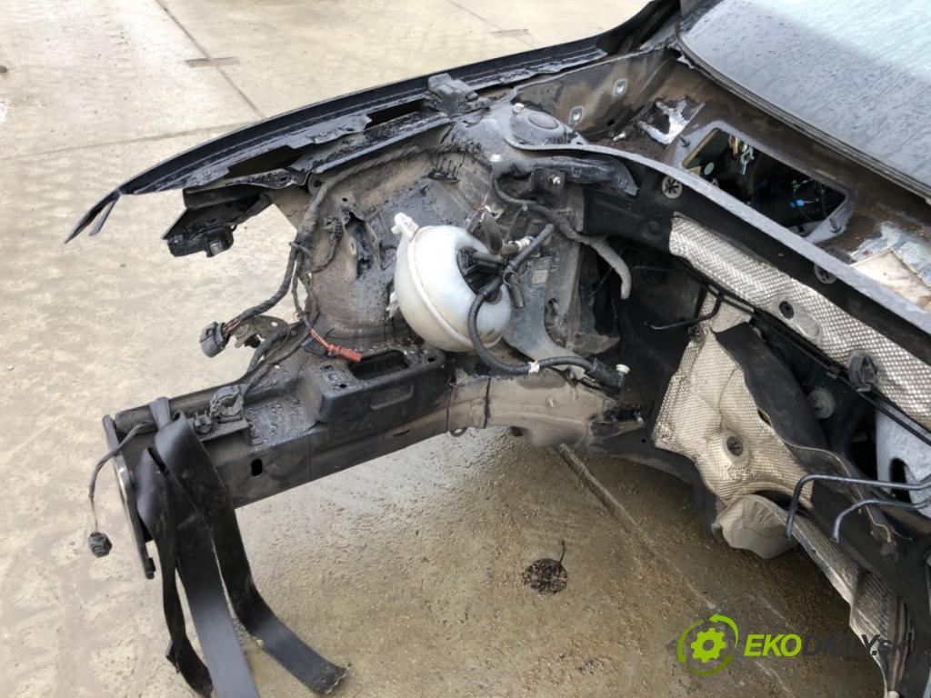 VW PASSAT B8 Kombi 2016 140 kW 2.0 TDI 1968 karoséria ČTVRŤÁK: Blatník zad pravy prah strecha PODŁUŻNICA ľavy pravy