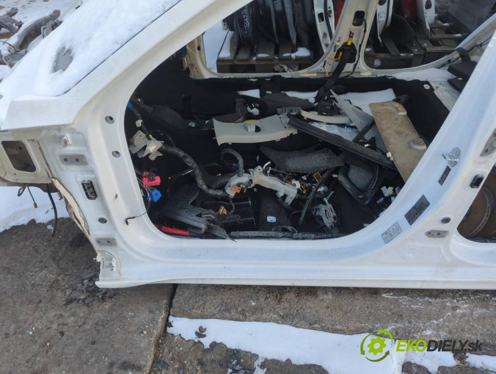 HYUNDAI ELANTRA VII sedan 2023 90 kW 1.6 1598 karoséria ČTVRŤÁK: Blatník zad ľavy pravy prah strecha PODŁUŻNICA ľavy pravy