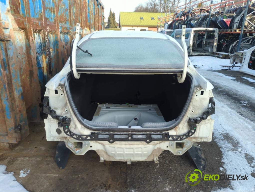 FIAT TIPO sedan 2018 70 kW 1.4 (356SXA1B) 1368 karoséria ČTVRŤÁK: Blatník zad ľavy pravy prah strecha PODŁUŻNICA ľavy pravy