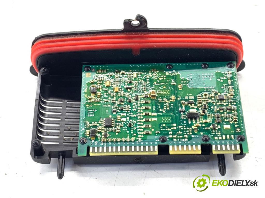 BMW F32 coupe 2014 135 kW 420 d xDrive 1995 Modul XENON Modul 7316187