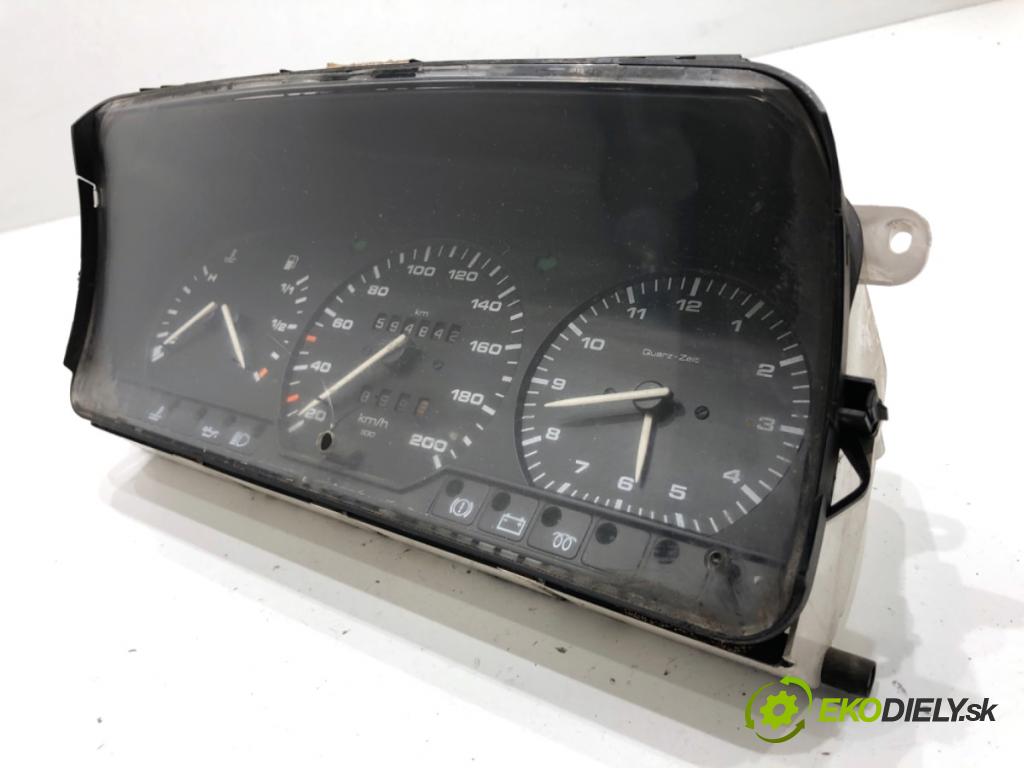 VW TRANSPORTER T4 Autobus 1995 45 kW 1.9 D 1896 Prístrojovka 81117657 (Prístrojová doska)