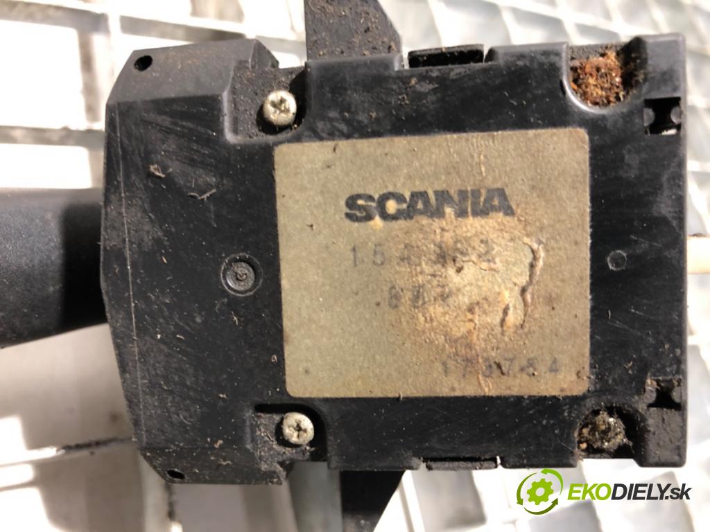 SCANIA P,G,R,T - series Ciągnik siodłowy 2008 279 kW R 380 279 kW [380 KM] olej napędowy 2004 - 2022 10600 Prepínač smeroviek  (Prepínacie páčky pod volantom)