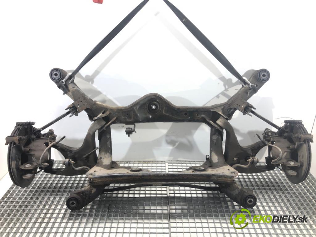 AUDI A8 D4 sedan 2011 258 kW 4.2 TDI quattro 4134 Výstuha zad 4H0505114