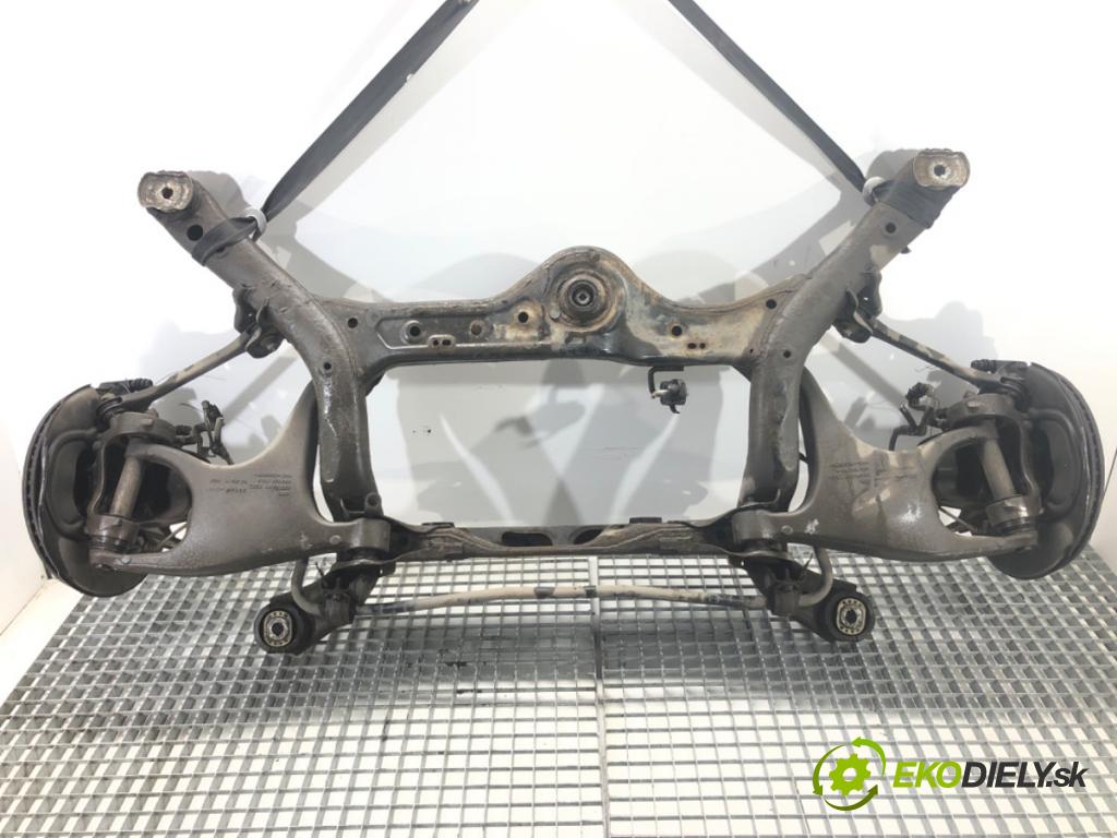 AUDI A8 D4 sedan 2011 258 kW 4.2 TDI quattro 4134 Výstuha zad 4H0505114