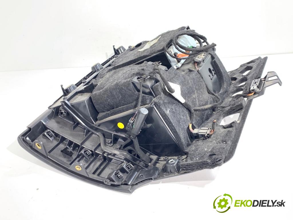 AUDI A8 D4 sedan 2011 258 kW 4.2 TDI quattro 4134 Priehradka, kastlík spolujazdca  (Priehradka (kastlík))