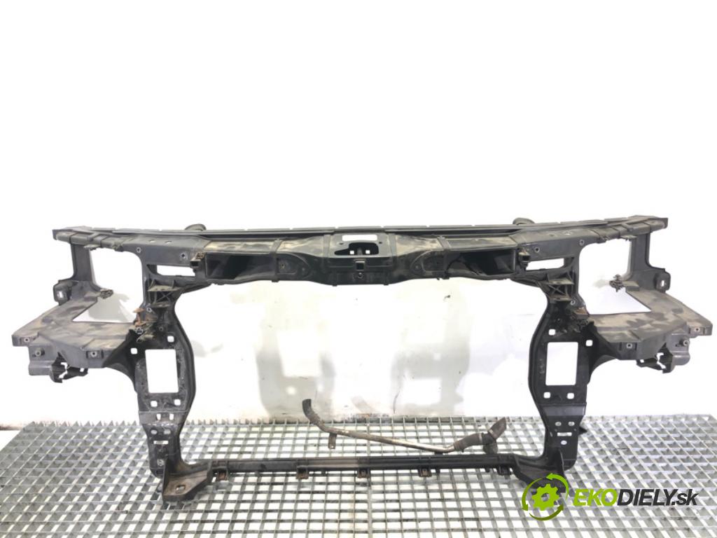 AUDI A8 D4 sedan 2011 258 kW 4.2 TDI quattro 4134 držák přední část  (Přední výztuha)