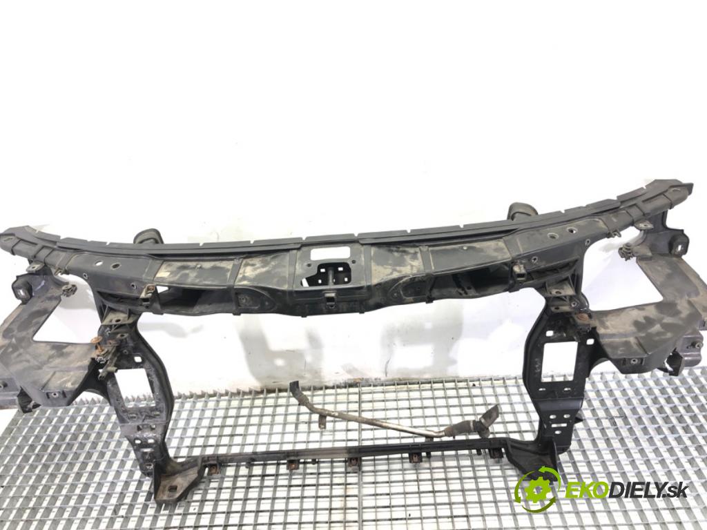 AUDI A8 D4 sedan 2011 258 kW 4.2 TDI quattro 4134 držák přední část  (Přední výztuha)