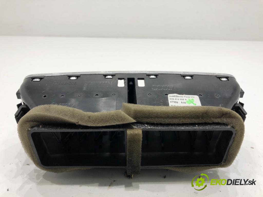 AUDI A8 D4 sedan 2011 258 kW 4.2 TDI quattro 4134 Mriežky kúrenia zad 4H0819203B