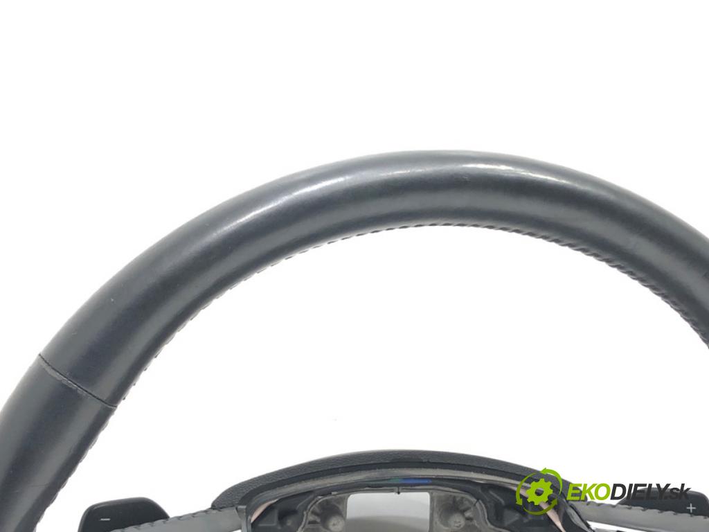 AUDI A8 D4 sedan 2011 258 kW 4.2 TDI quattro 4134 Volant 4H0419091AC (Volant)